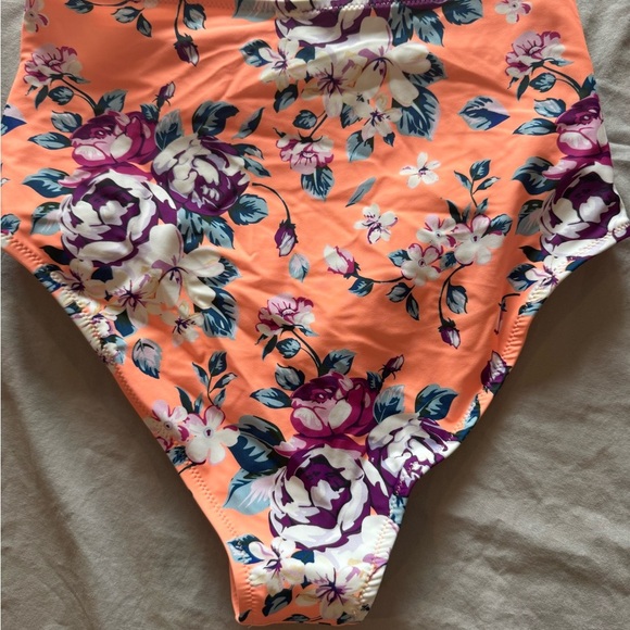Cupshe Floral Bikini Bottoms in Orange and Purple - Picture 3 of 4